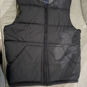 Men's Black Puffer Vest